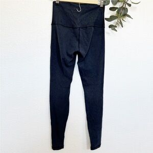 Lululemon- Heathered Navy/Grey High Rise Leggings